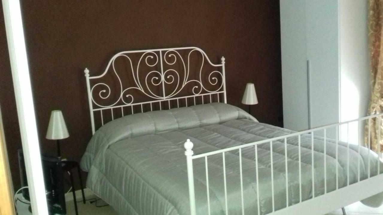 Bed and Breakfast Casa Family & Friends Salerno Exteriér fotografie